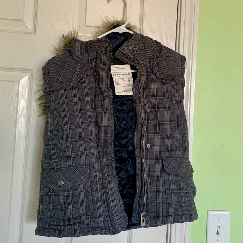 Aeropostale plaid puffer vest